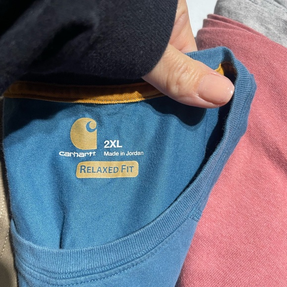 Bundle of 6 Carhartt T-Shirts in Gray, Tan, Blue, Pink, and Cream - Picture 7 of 9